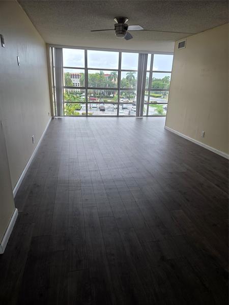 Building Photo - 801 Three Islands Boulevard Unit 409 Rental
