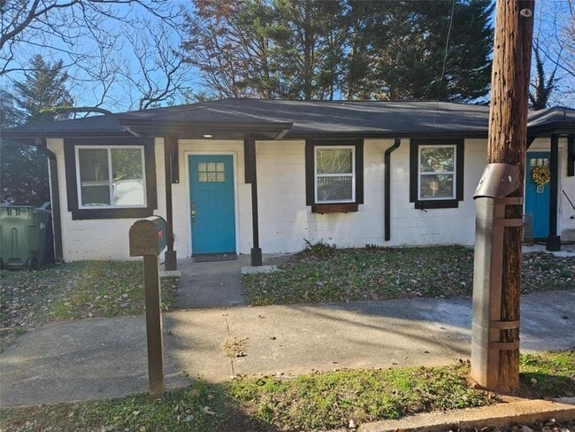 Building Photo - 1129 West Ave