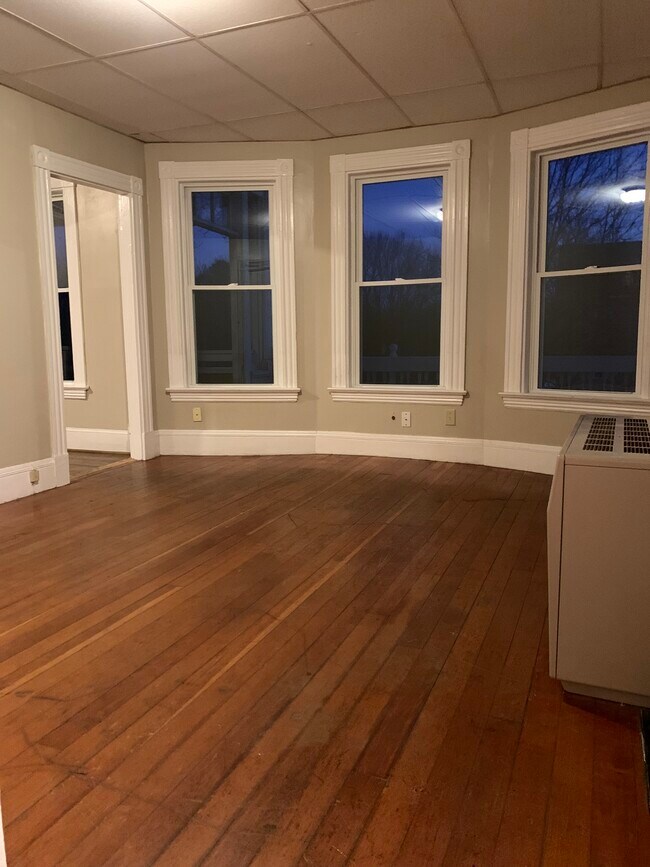 41 Gamage Ave Apartments Unit 2 Auburn, ME