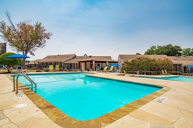 Photo - Aero White Rock