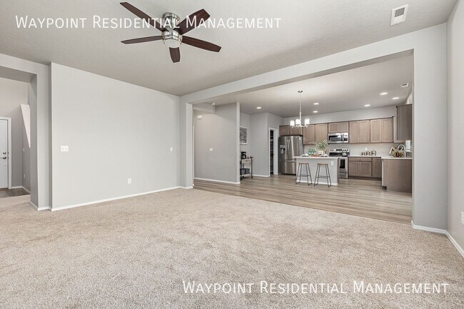 Photo - 2123 N Bing Ave