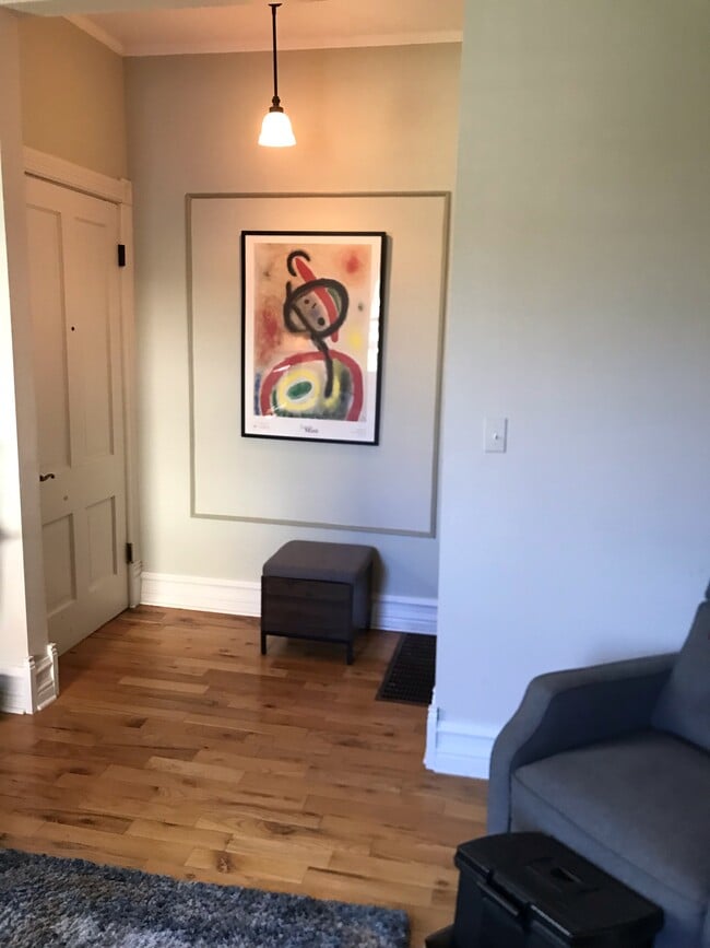 Photo - 1307 Washington St Unit Evanston Loft Apartment