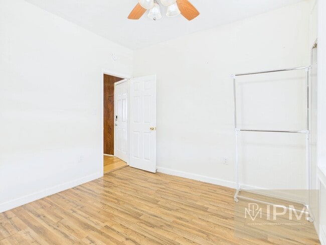 Photo - 319 N Penn St Unit 319 N. Penn St Apt 1