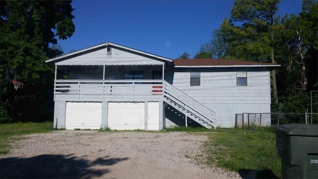 Photo - 100 S East Ave House