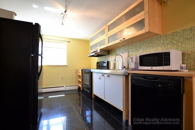 Photo - 57 Colborne Rd Unit 4