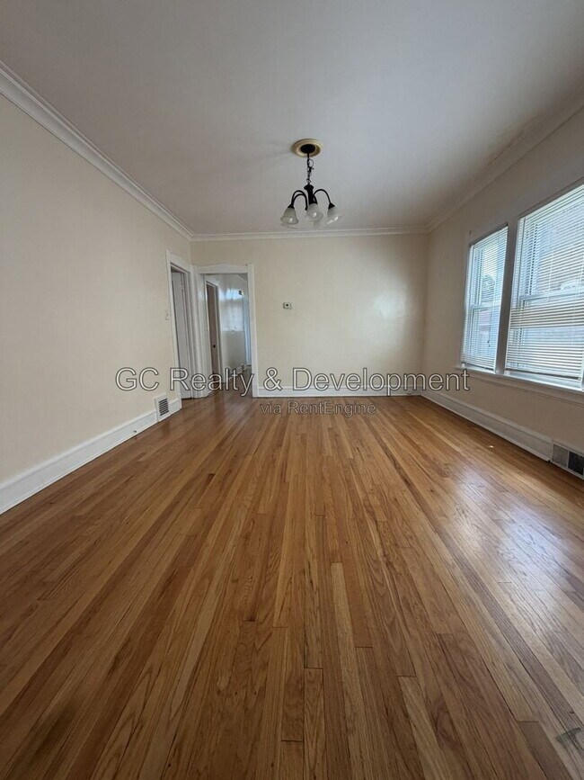 Photo - 616 Elgin Ave Unit 1