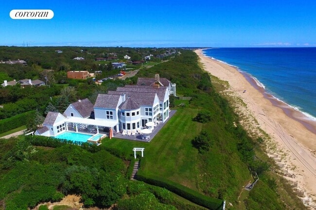 Building Photo - 390 Old Montauk Hwy Rental