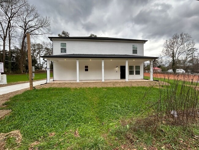 Building Photo - LARGE NEW CONSTRUCTION HOME AVAILABLE AUGU...