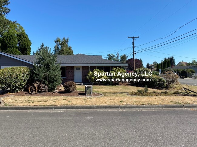 1305 23rd St NW Unit 1305