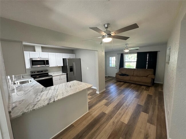 Photo - 612 Stanley Ave