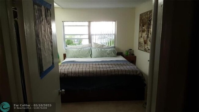 Photo - 410 SW 7th St