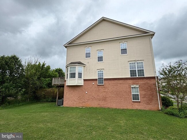 Photo - 301 Klee Dr