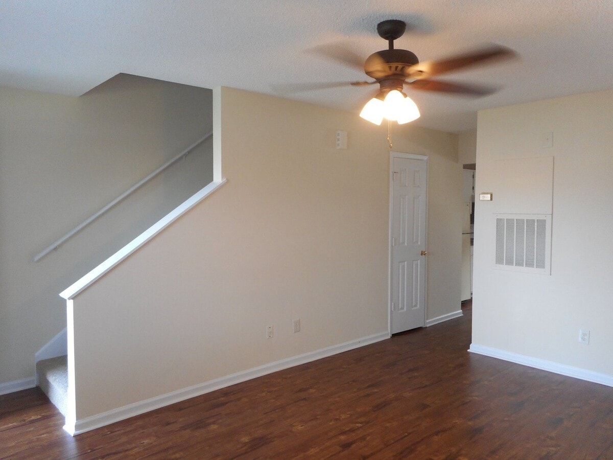 Photo - 1116 Camden Ave Unit 102