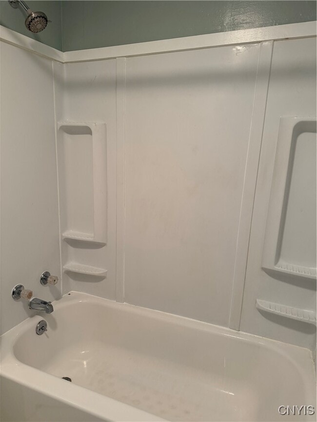 Photo - 44 Bridge St