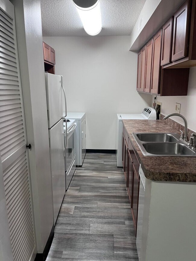 Photo - Brandychase Apartments