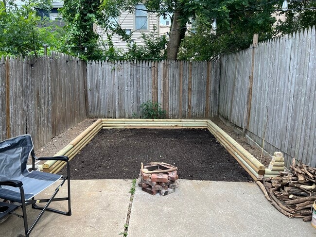 Photo - 2221 N Sydenham St