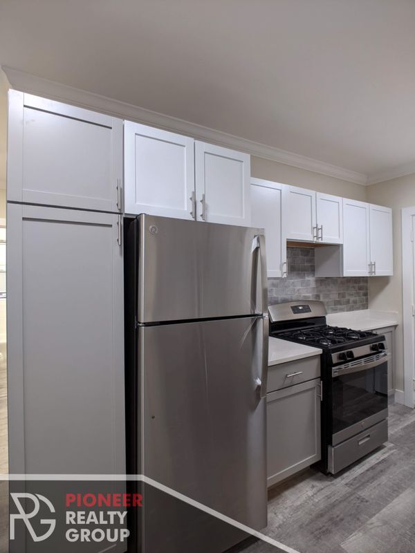 Photo - 3821 N Greenview Ave Unit 1E