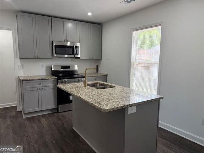 Photo - 1040 Palmetto Ave SW