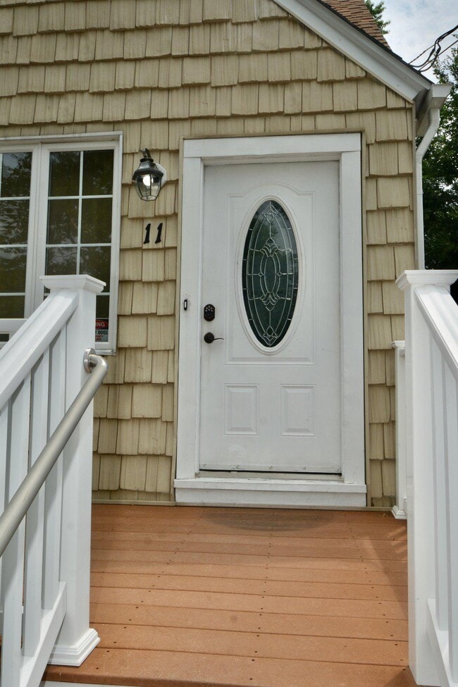 Photo - 11 Massachusetts Ave