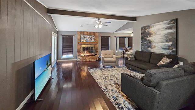 Photo - 3826 Musgrave Trail