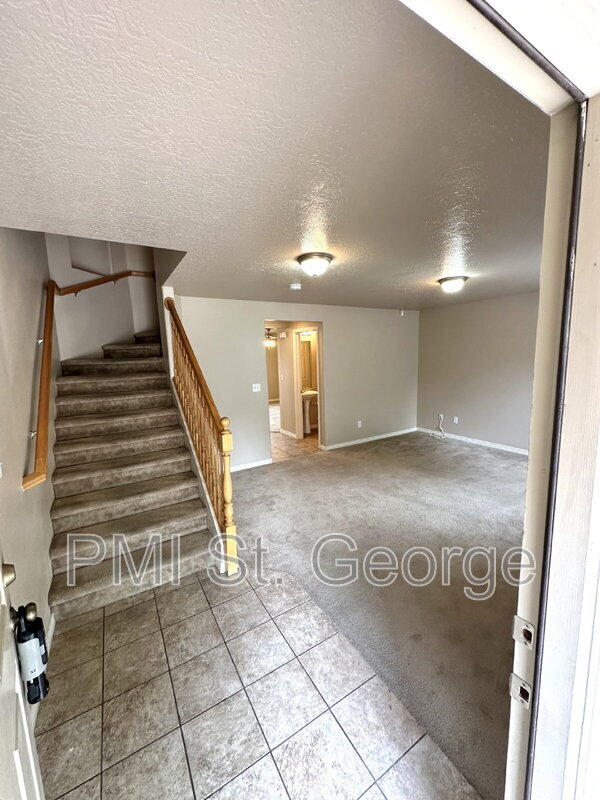 Photo - 3155 S Hidden Valley Dr