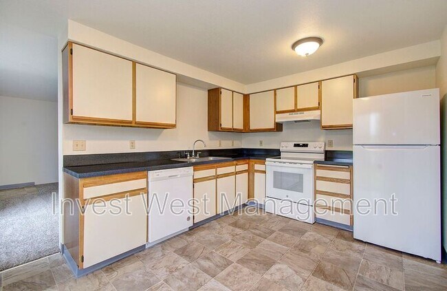 Photo - 1895 Kingsley Rd Unit #120
