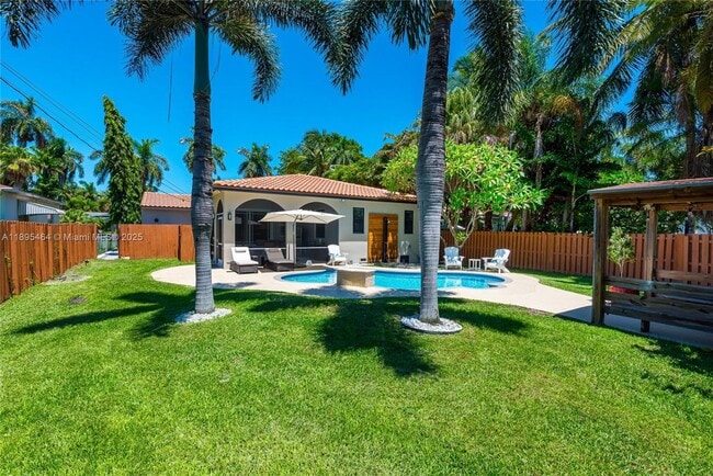 Photo - 1410 Mayo St