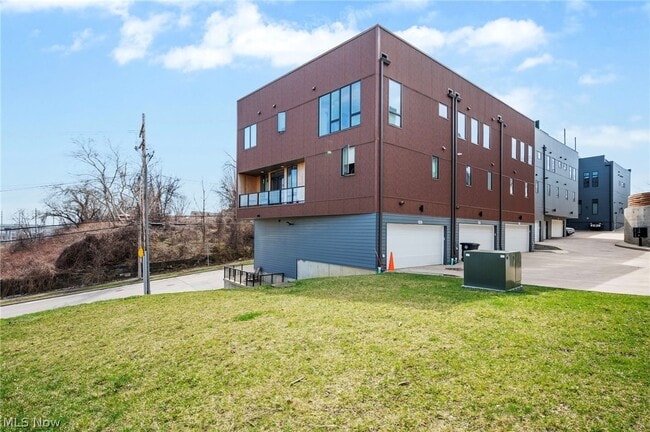 Photo - 402 Jefferson Ave