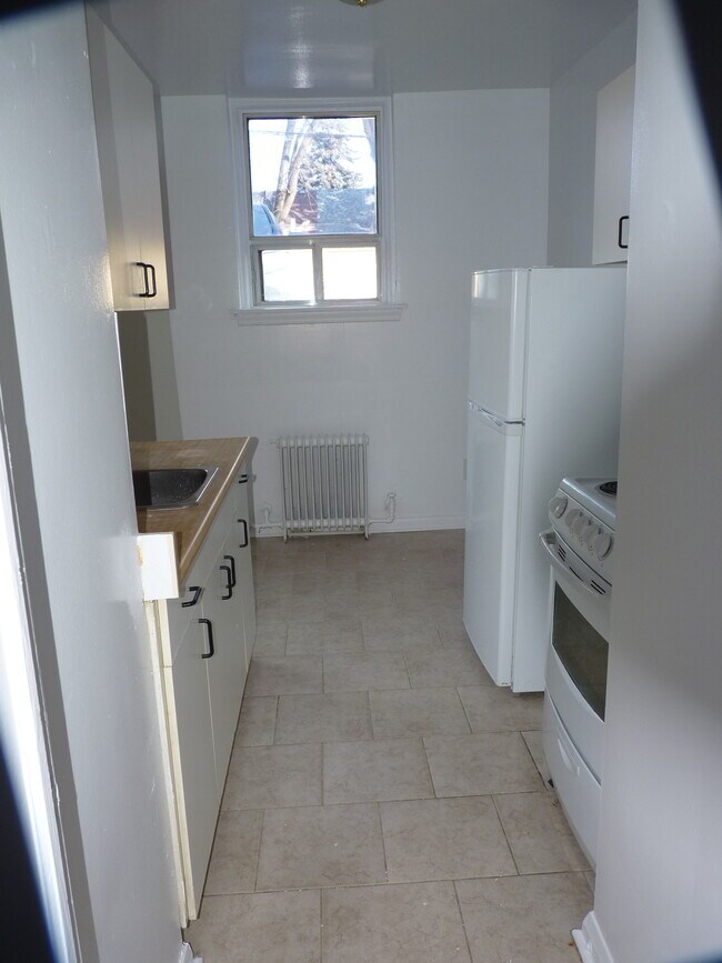 Photo - Wilson Manor