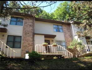 1826 Mountain Dr