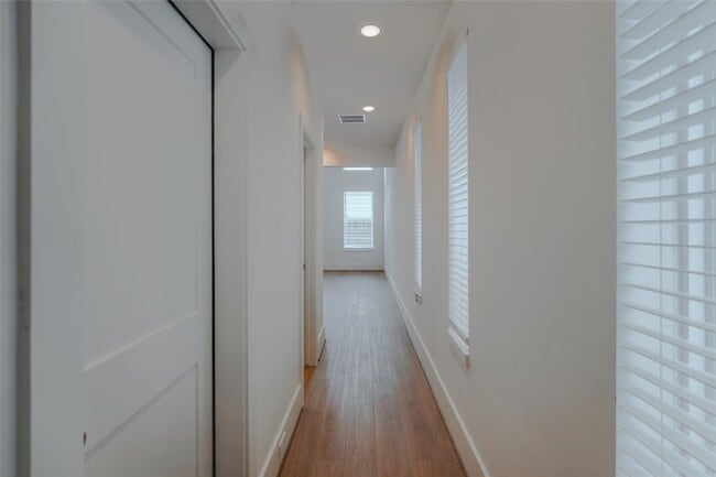 Photo - 7609 Victory Reserve St