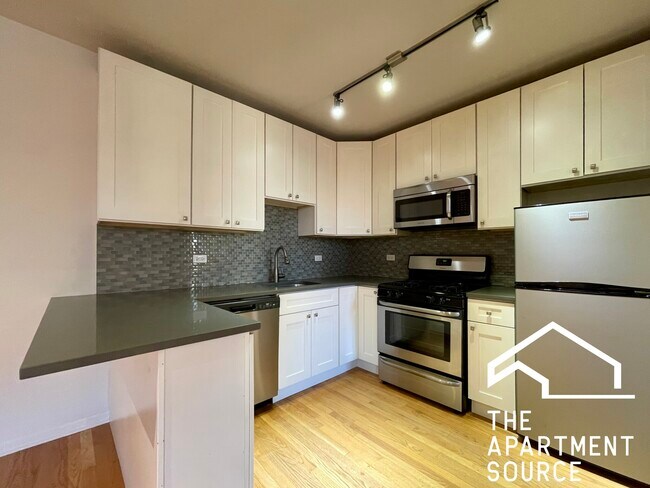 Photo - 2834 W Palmer St Unit 307