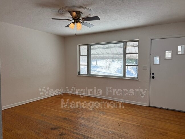 Photo - 309 E Prince St