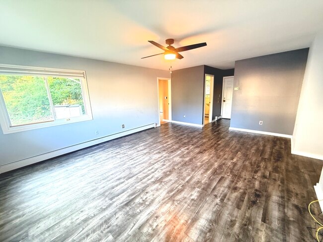 Photo - 46 Fairway Green