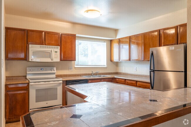 2BR, 1.5BA - 1,050SF - Kitchen