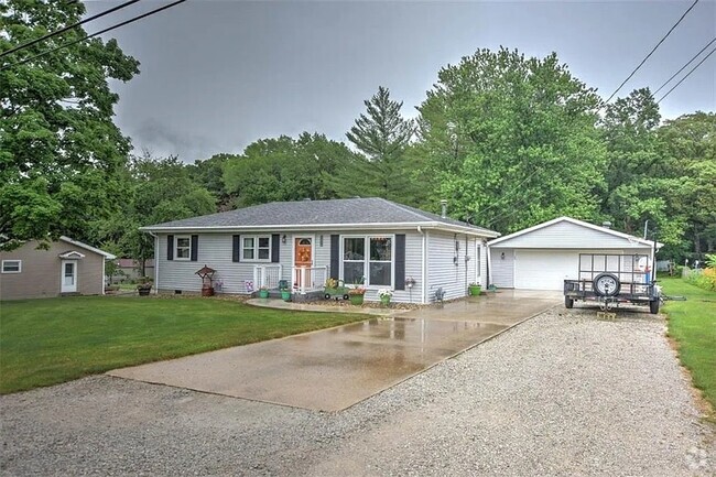 Building Photo - 3226 Eileen Dr Rental