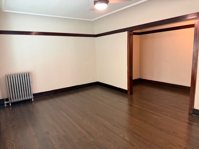Photo - 7304 S Emerald Ave Unidad 1R