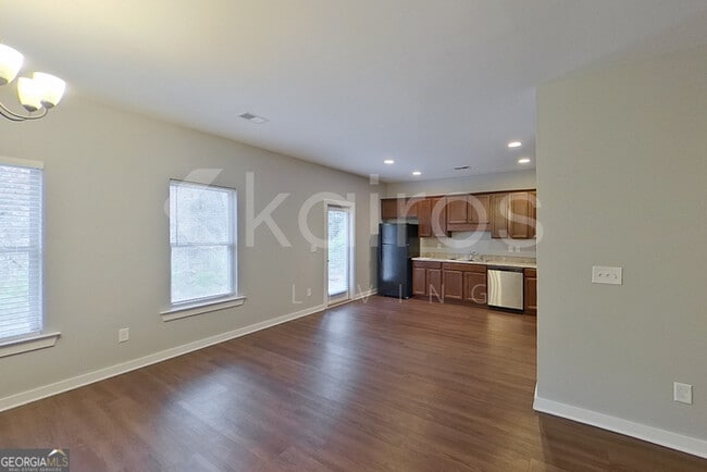 Photo - 213 Birch Ave