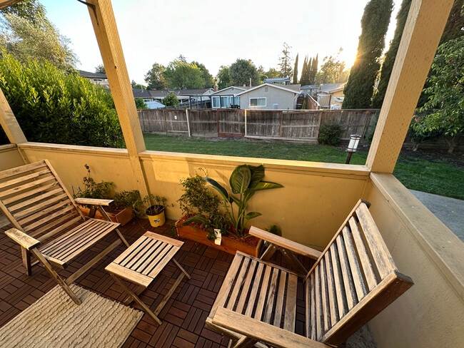 Building Photo - 781 N. Fair Oaks Ave. Unit 3 - Master Rental