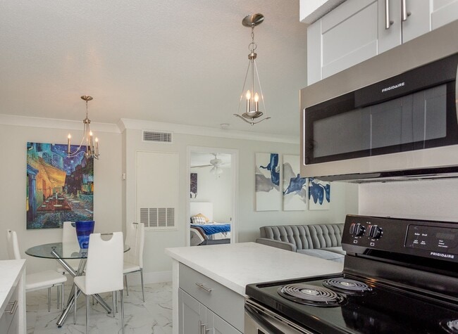 Photo - Parkway And Parkgreen On Bellaire