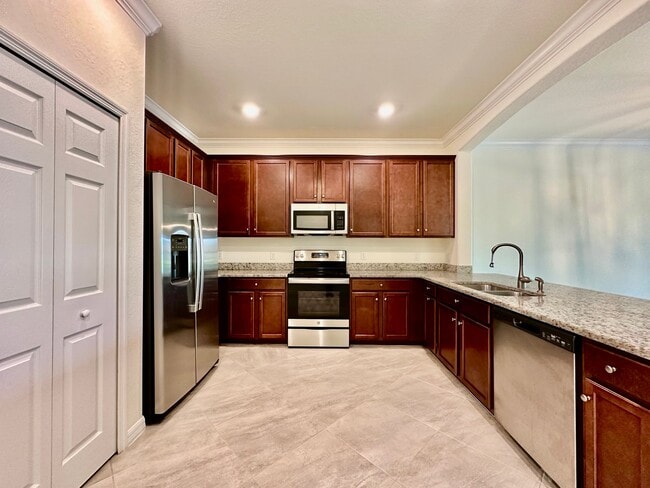 Photo - 1823 Alameda Dr