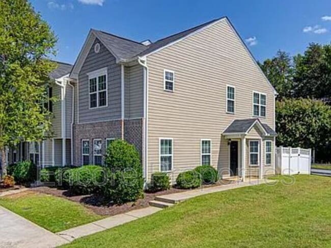 Photo - 4293 Youngstown Dr