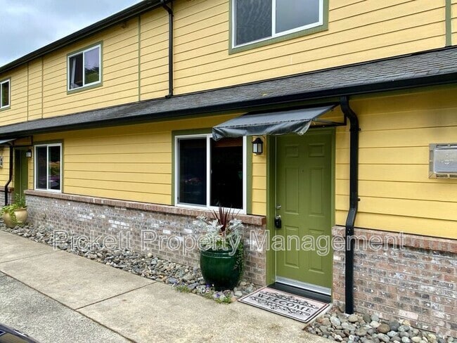 Building Photo - 4673 NW Walgren Rental