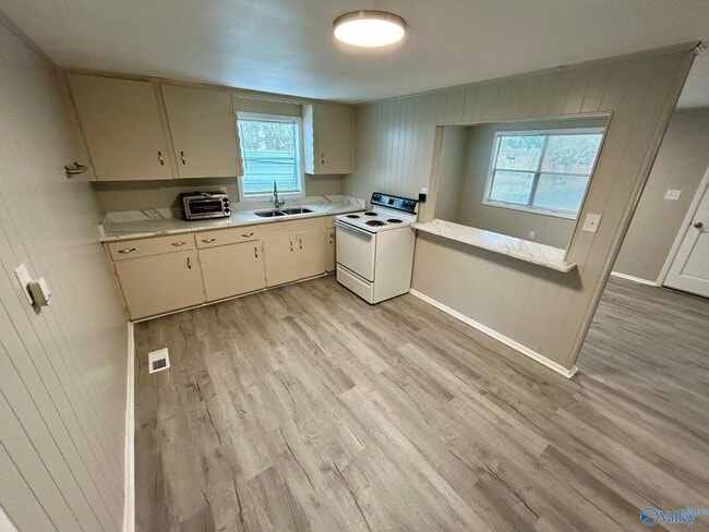 Photo - 18014 E Limestone Rd