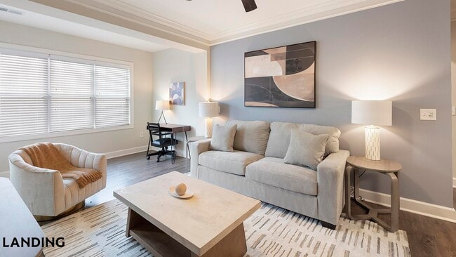 Photo - 3000 Daventry Cir Unidad 10112