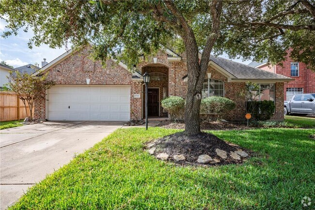 Building Photo - 17611 Forest Haven Trail Rental