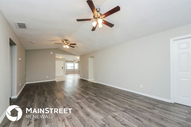 Photo - 4837 Jamaica Ln