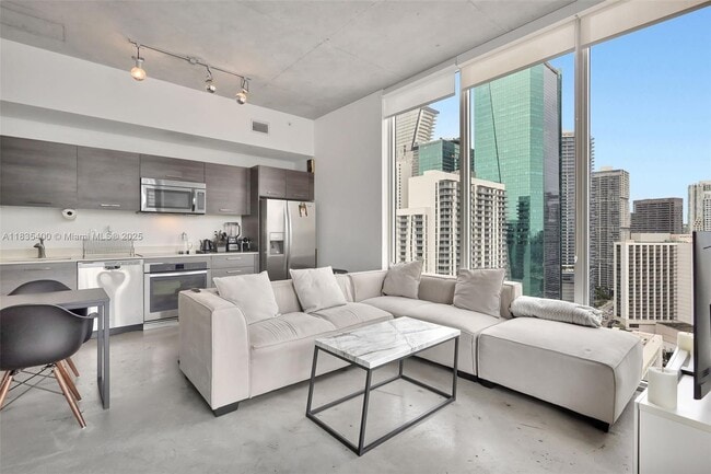 Building Photo - 151 SE 1st St Unit 2511 Rental