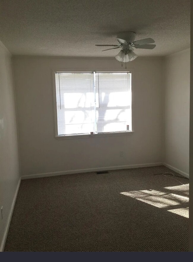 Photo - 900 Shirley Ave