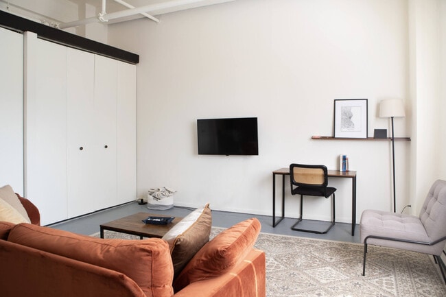 Photo - 823 N 2nd St Unidad ID1379048P